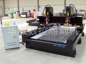 咸宁通城县双头立体多功能石材雕刻机HW-1325-2Z